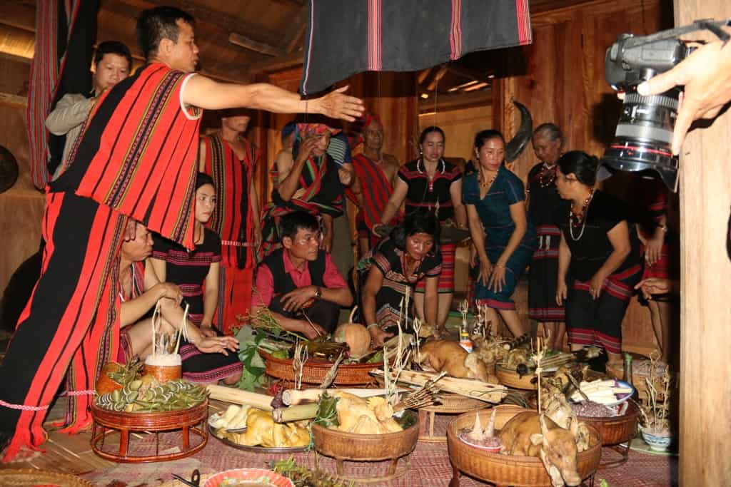 Độc đáo lễ hội Aza Koonh truyền thống huyện A Lưới 164